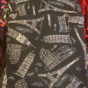 LuLaRoe leggings EUC - European Landmarks